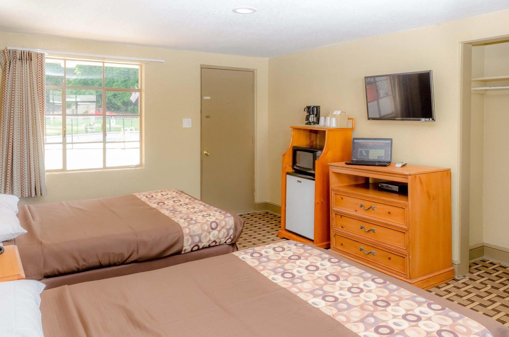 Motel Relax - Bryson 2*